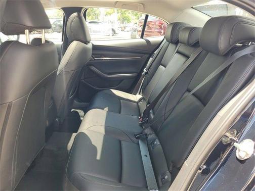 2025 Mazda Mazda3 FWD w/Preferred Package