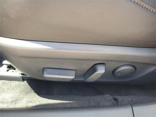 2025 Mazda Mazda3 FWD w/Preferred Package