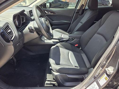 2014 Mazda Mazda3 i Sport