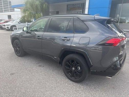 2024 Toyota RAV4 Hybrid SE