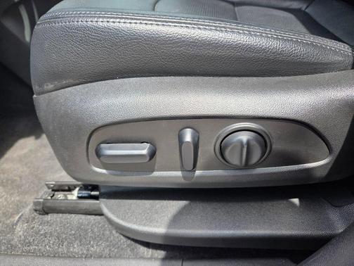 Cajun Red Tintcoat 2020 Chevrolet Equinox 2LT