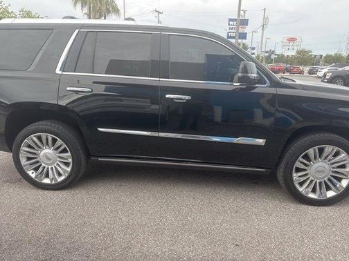 2016 Cadillac Escalade Platinum