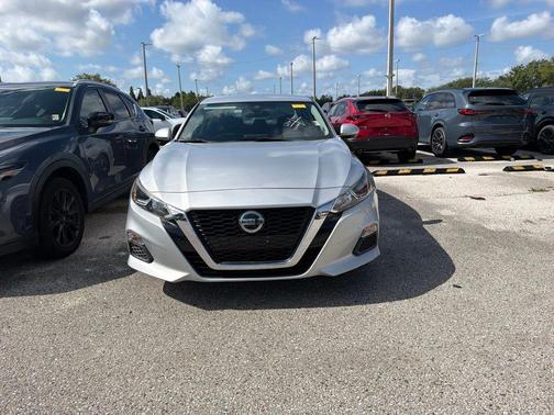 Brilliant Silver Metallic 2020 Nissan Altima 2.5 S