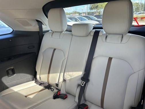 2024 Mazda CX-90 PHEV Premium Plus