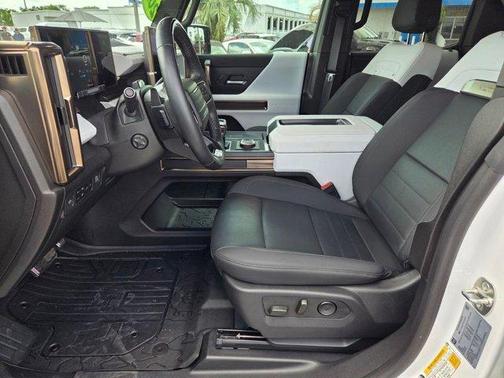 White 2024 GMC HUMMER EV Pickup 2X