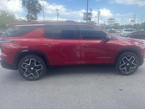 Radiant Red 2025 Chevrolet Traverse High Country