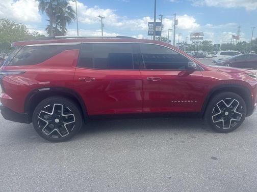 Radiant Red 2025 Chevrolet Traverse High Country