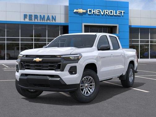 White 2026 Chevrolet Colorado LT