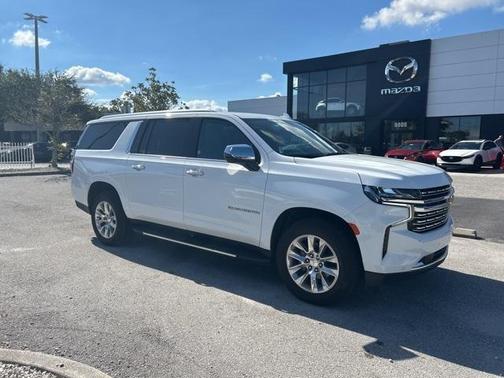 2023 Chevrolet Suburban Premier