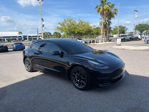 Black 2022 Tesla Model 3 Base
