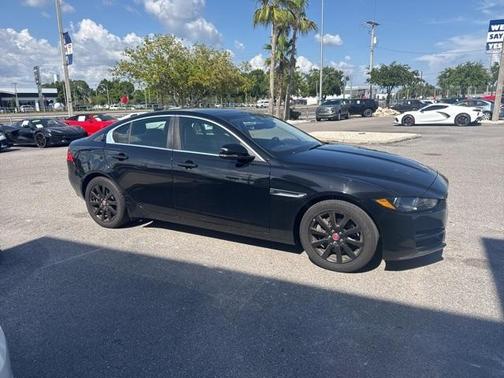 2019 Jaguar XE 25t