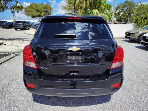 2022 Chevrolet Trax LS