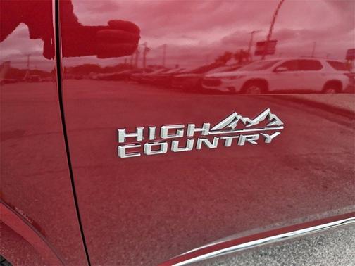 2023 Chevrolet Traverse High Country