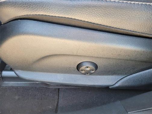 2021 Mercedes-Benz GLC 300 Base