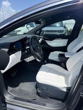 2020 Tesla Model X Long Range Plus