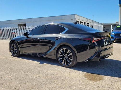 2024 Lexus IS 350 F SPORT Design