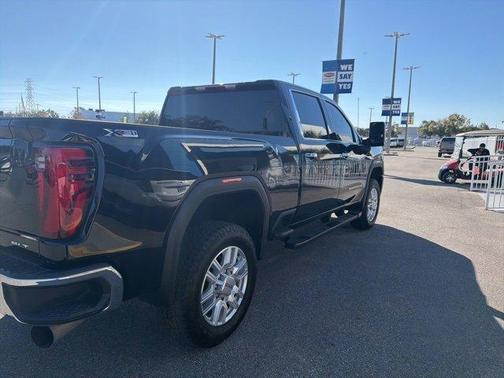 2024 GMC Sierra 2500 SLT
