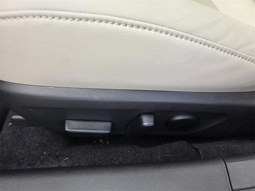 2025 Mazda Mazda3 FWD w/Preferred Package