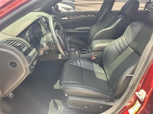 2023 Chrysler 300