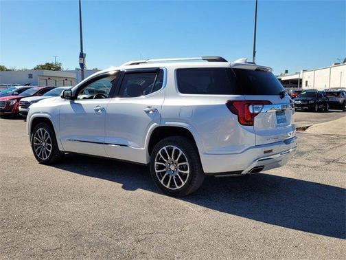 2021 GMC Acadia Denali