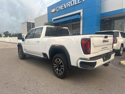 2022 GMC Sierra 2500 AT4