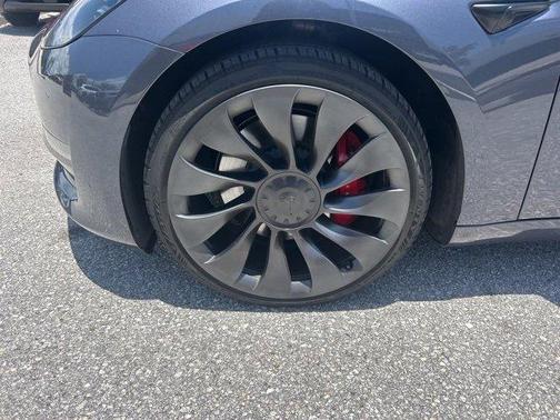 2023 Tesla Model 3 Performance