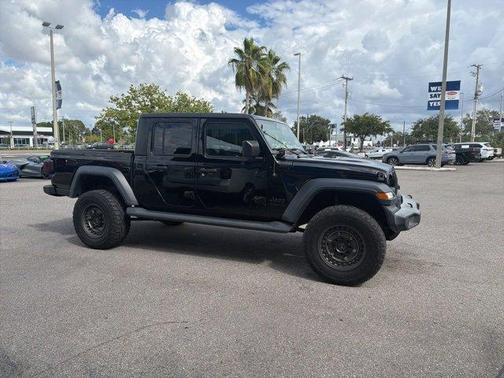 2020 Jeep Gladiator Sport