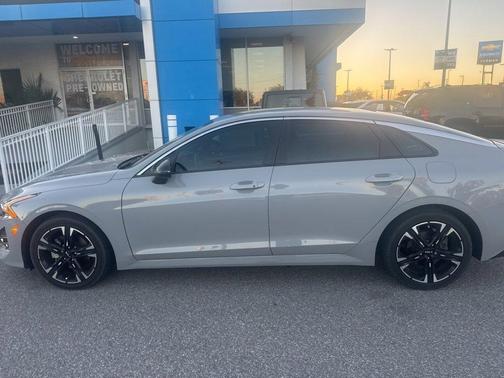 2024 Kia K5 GT-Line