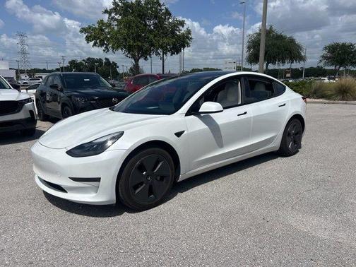 2021 Tesla Model 3 Standard Range Plus