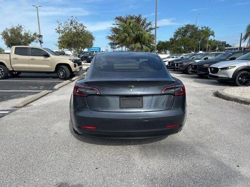 2019 Tesla Model 3 Standard Range Plus
