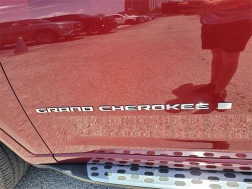 2023 Jeep Grand Cherokee Overland