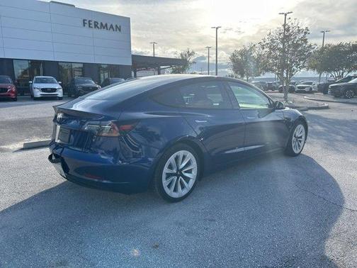 2021 Tesla Model 3 Standard Range Plus