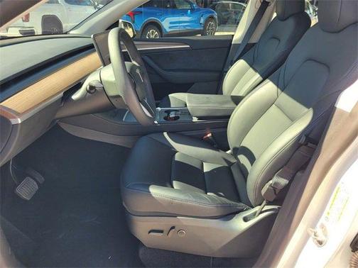 2025 Tesla Model Y Long Range