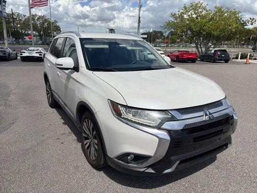 2019 Mitsubishi Outlander 