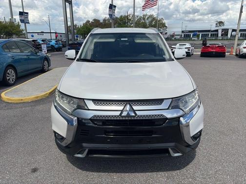 2019 Mitsubishi Outlander SEL