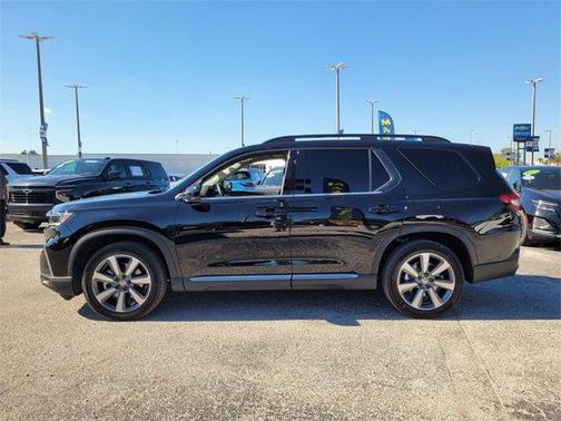 2024 Honda Pilot Touring