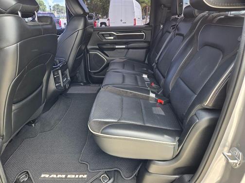 Billet Silver Metallic Clearcoat 2019 RAM 1500 Laramie