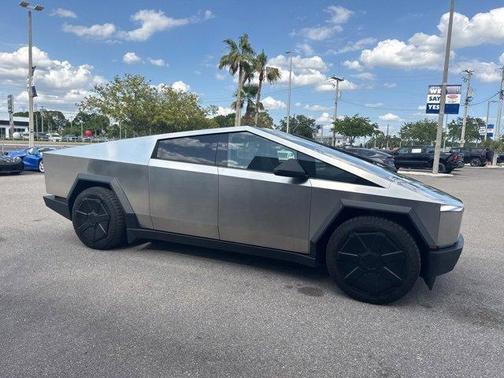 2024 Tesla Cybertruck Base