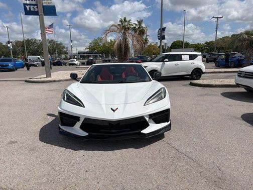 Arctic White 2020 Chevrolet Corvette Stingray w/2LT