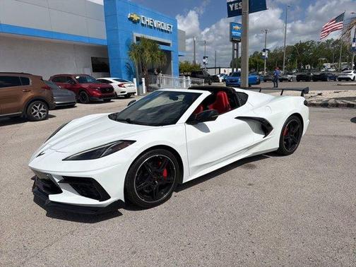 Arctic White 2020 Chevrolet Corvette Stingray w/2LT