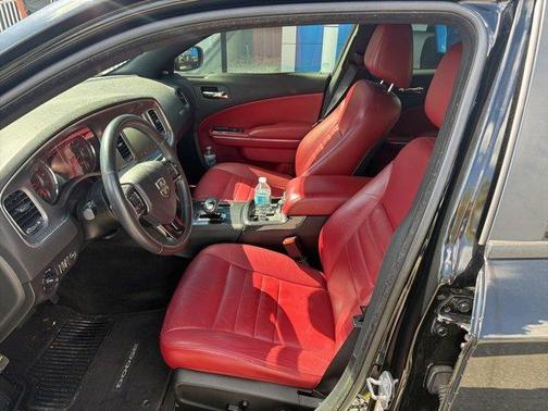 2014 Dodge Charger SXT