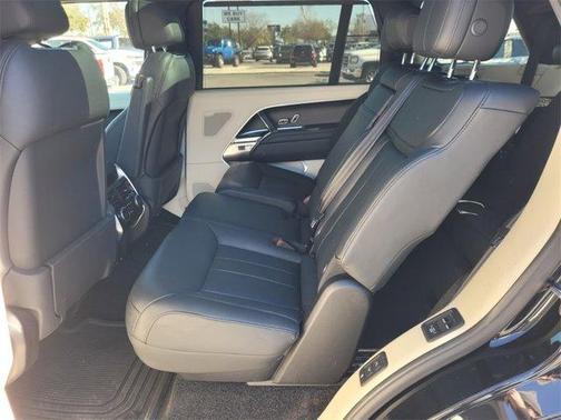 2024 Land Rover Range Rover P400 SE
