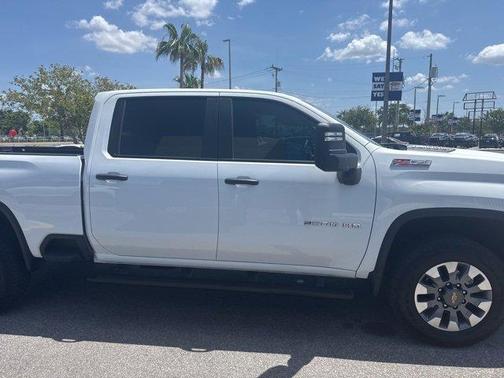 2024 Chevrolet Silverado 2500 Custom