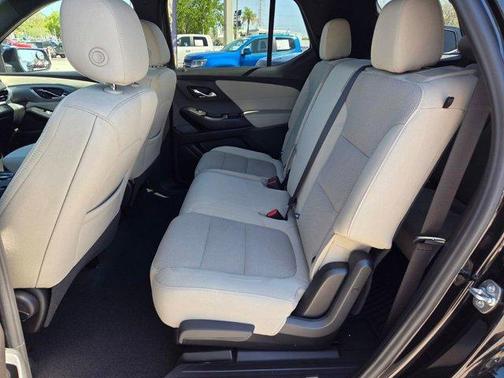 Mosaic Black Metallic 2023 Chevrolet Traverse LS