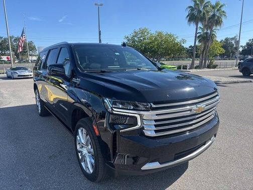 2021 Chevrolet Suburban High Country