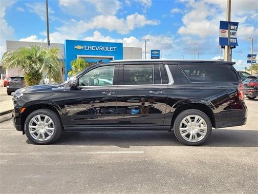 2021 Chevrolet Suburban High Country