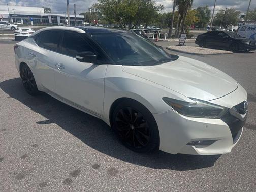 Pearl White 2016 Nissan Maxima 3.5 SL