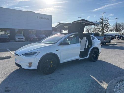 2019 Tesla Model X Long Range