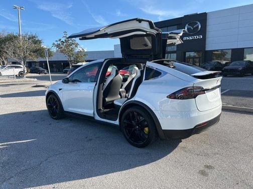 2019 Tesla Model X Long Range