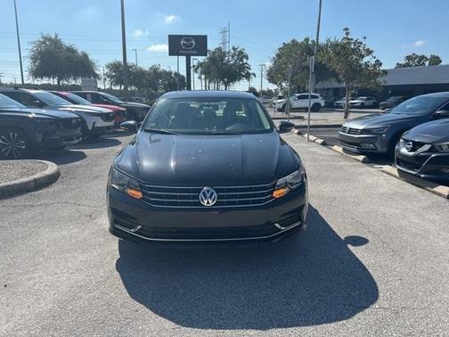 2018 Volkswagen Passat 2.0T SE